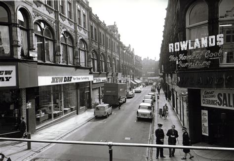 queen victoria street leeds.